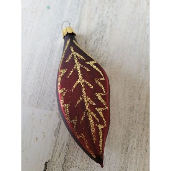 Pier 1 Red leaf glitter gold ornament Xmas holiday tree - Picture 1 of 6